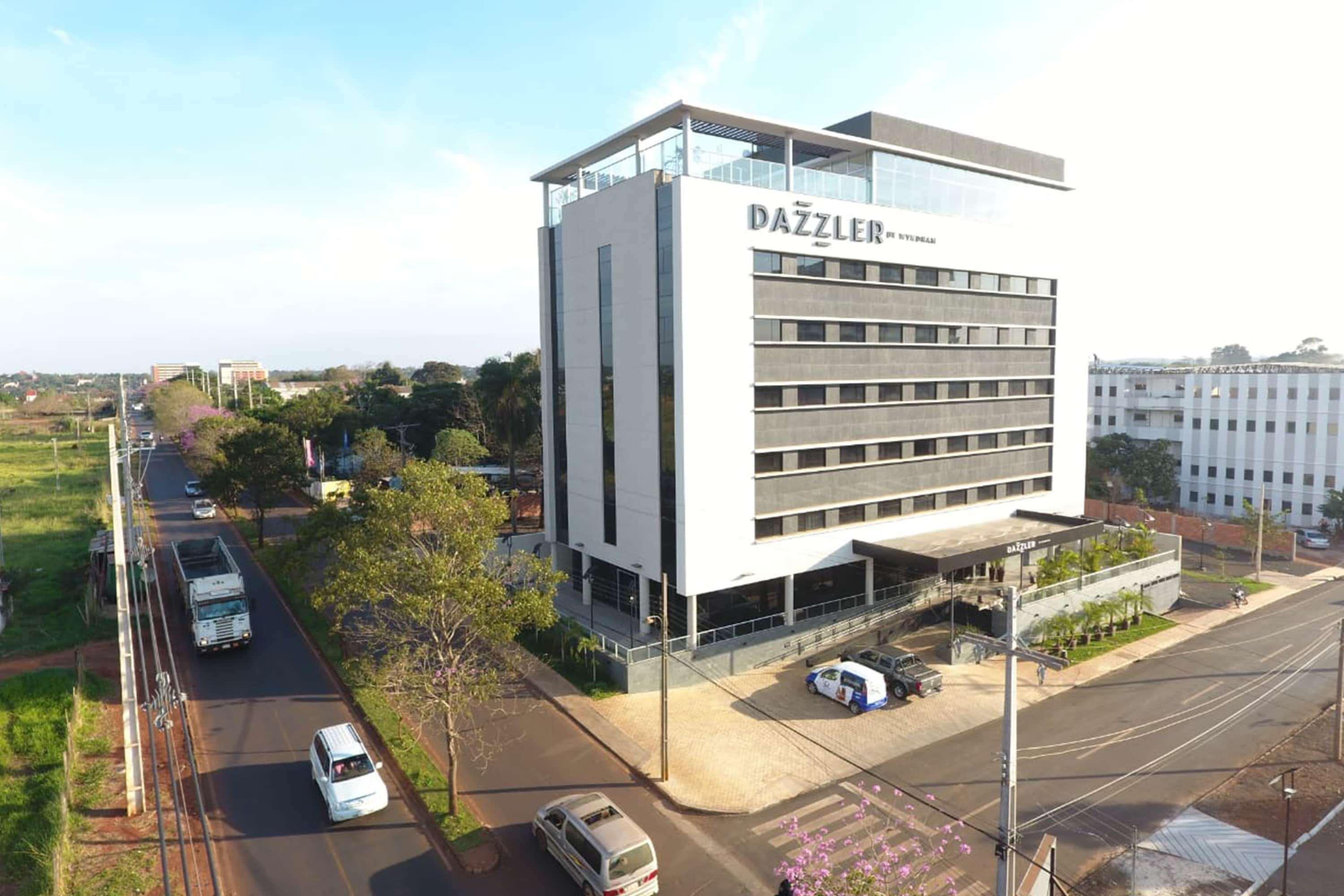 Dazzler By Wyndham Ciudad Del Este Exterior photo